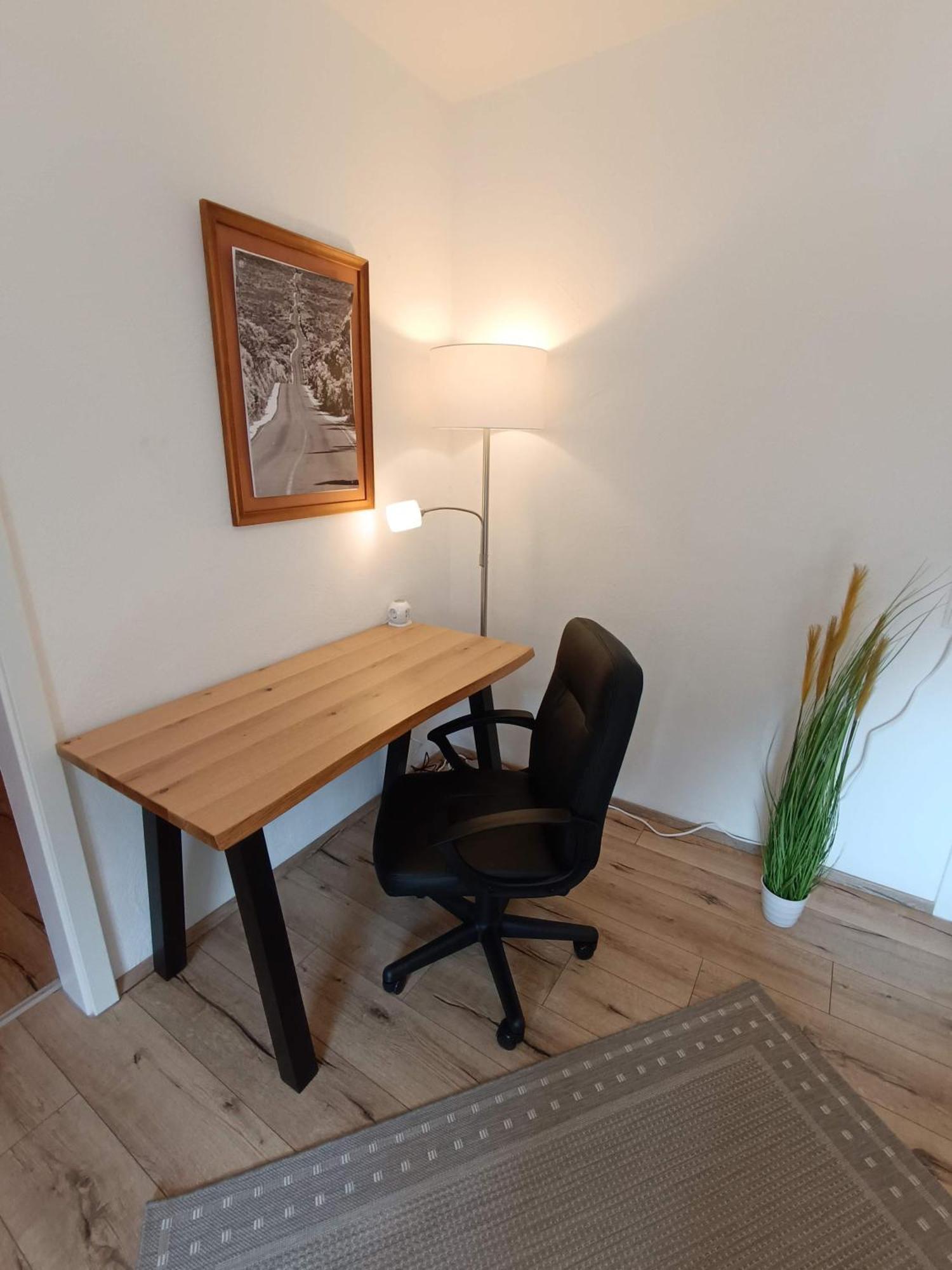 Ferienwohnung Am Rathaus Landstuhl Bilik gambar